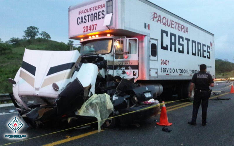 cuatro-muertos-autopista-siglo-21