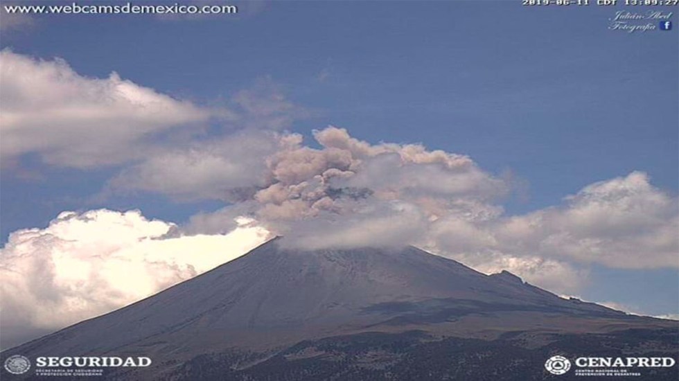 explosion-popocatepetl
