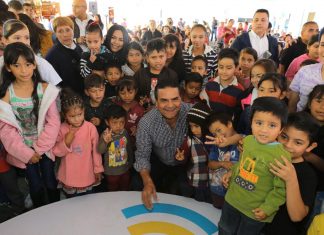 Las niñas y niños, tesoro más grande que tenemos: Silvano Aureoles