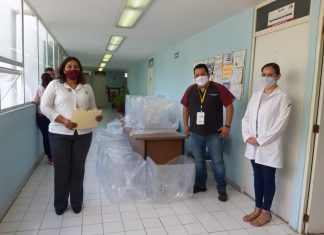DIF Morelia Dona cubos de acrílico para pacientes en Hospital Infantil