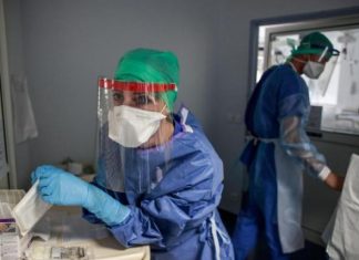 Invitan a trabajadores de salud a denunciar actos de discriminación