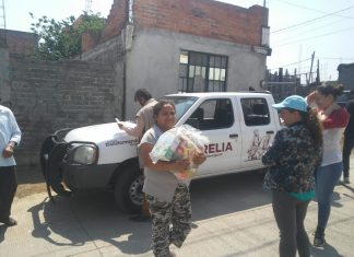 Morelia/ Entregan apoyo alimentario en la colonia Valle del Durazno