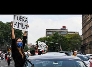 Marcha anti AMLO acusan al presidente de ser comunista