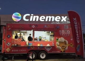 Cinemex estrena autocinema en CDMX