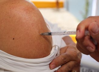 Vacunación contra influenza previene complicaciones graves