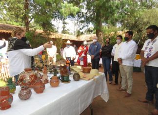 Conalep preserva las tradiciones de los pueblos originarios
