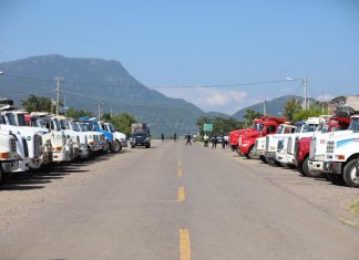 Impulsan desarrollo económico de Huetamo con modernización de acceso carretero