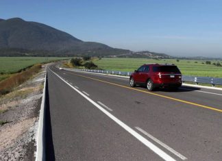 El robo de vehículos es una constante en la autopista Siglo XXI