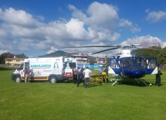Menor con dificultad respiratoria es trasladado al Hospital Infantil
