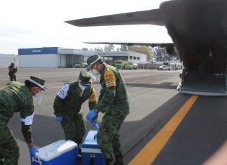 Legan 3,900 dosis de vacuna contra Covid-19 a Michoacán