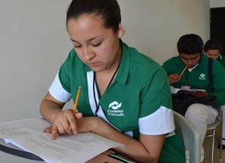 Estudiantes de enfermería serán parte de la campaña de vacunación contra el COVID-19