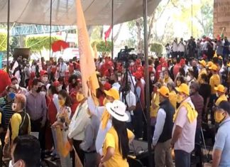 Carlos Herrera Toma Protesta Y Realiza Evento Masivo Ante Semáforo «Amarillo»»