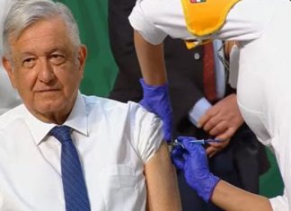 AMLO Es Vacunado Vs Covid-19 con AstraZeneca