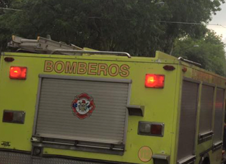 Se incendia un auto en Morelia; solo hubo daños materiales…