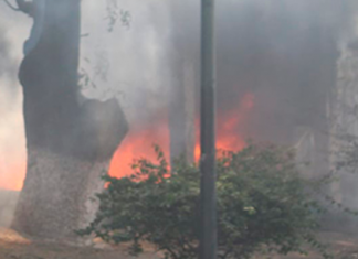 Se prenden en fuego tubos para drenaje en Tres puentes…