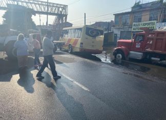 Vecinos y conductores se manifiestan, piden vialidades dignas en salida Quiroga, # Morelia.
