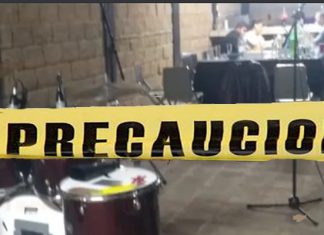 Sujeto entró a una fiesta y atacó a balazos al vocalista de una banda moreliana