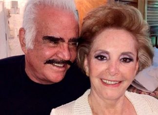 ¡Desesperada!, esposa de Vicente Fernández pide a médicos que se haga todo lo posible para llevarlo a su hacienda.