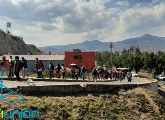 Vacunación en #Poliforum #Morelia a punto de terminar sus dosis