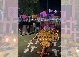 Ayuntamiento de #Pátzcuaro y colectivos feministas realizaron actos de conmemoración por las victimas de feminicidio