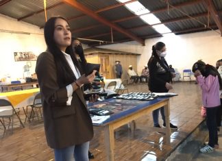 Jornada de Salud en comunidad de Santa Juana en #Pátzcuaro entrega más de cien lentes gratuitos