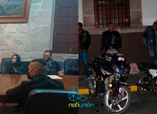 Motociclistas se manifestaron VS ley que impedirá a dos hombres viajar en moto.