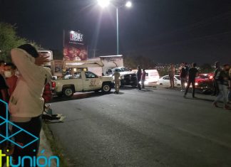 Normalistas continúan bloqueo en el libramiento sur en #Morelia