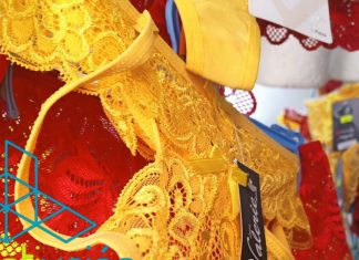 Morelianos pedirán ´dinerito´ en sus deseos de Año Nuevo; calzones amarillos son los más solicitados en el Mercado Independencia