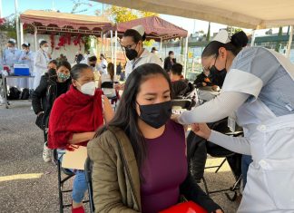 Continúa jornada de vacunación para trabajadores de la educación