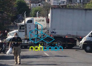 #Morelia Muere motociclista al chocar contra un tráiler en el libramiento norte