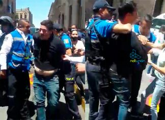 Policía Morelia detiene a un padre de familia que esperaba a su hijo afuera de la primaria en pleno centro Histórico