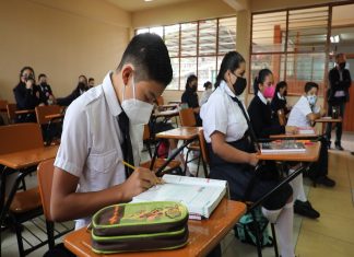 Este lunes, maestros michoacanos harán sus mejores aportaciones en asamblea para libros de texto