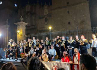 Tuna de la UMSNH celebra junto a la SeCultura su 59 aniversario