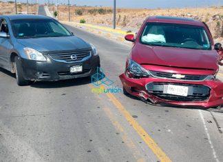 Solo daños materiales dejo una carambola en la carretera a Misión del Valle