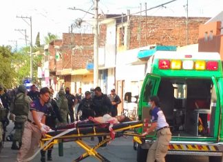 Mujer muere al llegar al hospital después de ser atacada a balazos en la colonia Ramírez de Zamora
