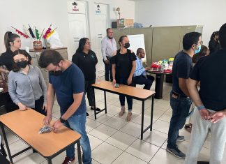 SEE capacita a docentes para educación a niños con discapacidad