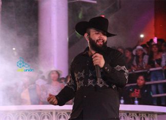 Lleno total con Carin León en #Morelia, puso a cantar y bailar a todos sus fans