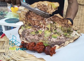 Disfruta de un buen mezcal y una rica tlayuda de Oaxaca