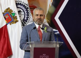 Presenta Bedolla a la Policía Turística especializada