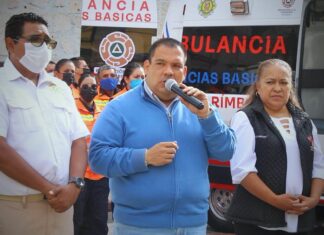 Entrega Gobierno de Tarímbaro 2 ambulancias a PC Municipal