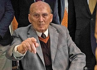 Con 100 años de edad y cientos de muertos en su conciencia, murió Luis Echeverría