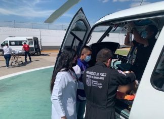 De Huetamo a Charo, SSP traslada vía aérea a menor de edad