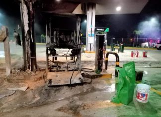 Comando ataca una gasolinera en Zitácuaro y la incendian