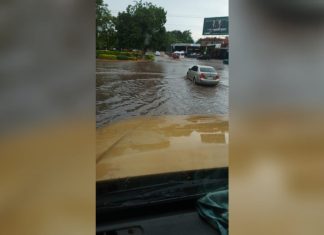Tormenta sorprende a los habitantes de Apatzingán esta mañana