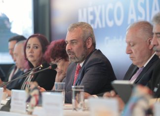 Bedolla propone a Conago integración de estados del Pacífico en ruta marítima comercial