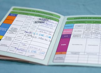 Centro de Salud de Morelia aplica y completa esquemas de vacunación hexavalente