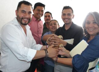 Gobierno Municipal entrega 2 mil aves de corral para diferentes tenencias