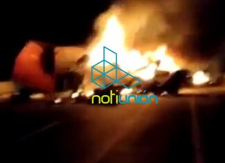 Al menos dos personas calcinadas en un choque esta madrugada en la autopista Siglo XXI