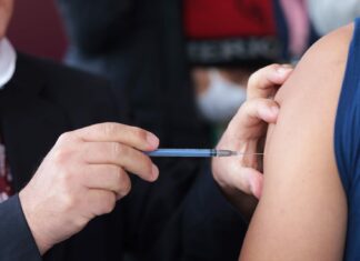 Vacuna contra la influenza permanecerá de octubre a marzo del 2023