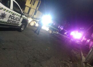 Asesinan a balazos a joven en la colonia Felipe Carrillo Puerto, alcanzó a ingresar a un domicilio